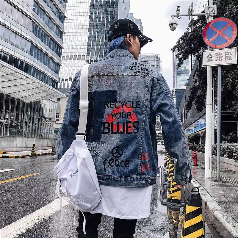 Men Denim Jacket Fashion Brand High Street Design Stitching over Printed Letters Loose Denim Jacket Men Vibe Punk Denim Clothes Jacket