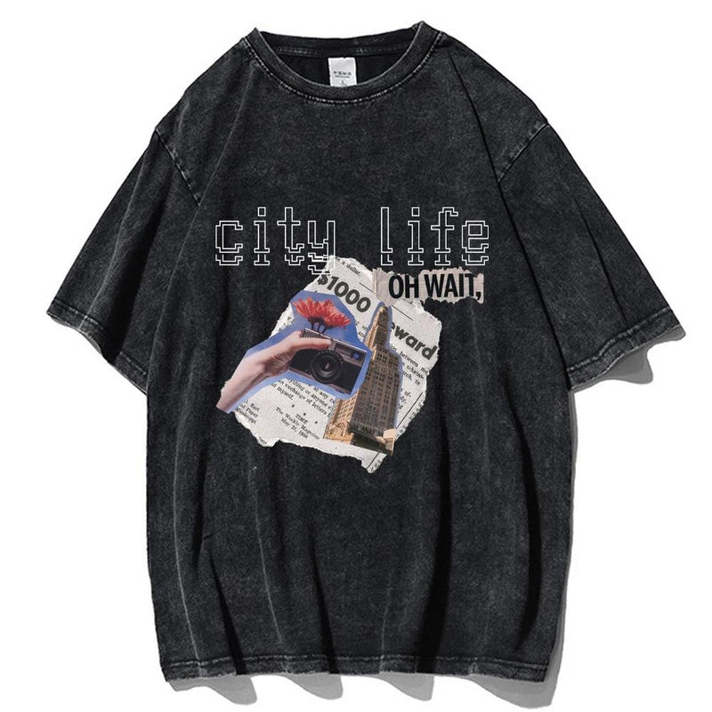 Money newspapers keep appearing men's T-shirts