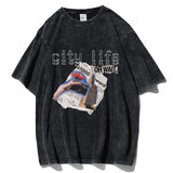 Money newspapers keep appearing men's T-shirts